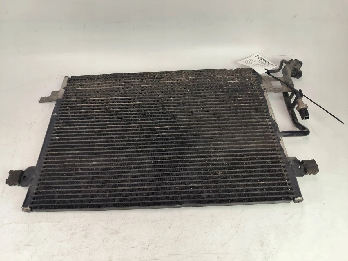 Condenseur clim VW Passat B5 3B0260401