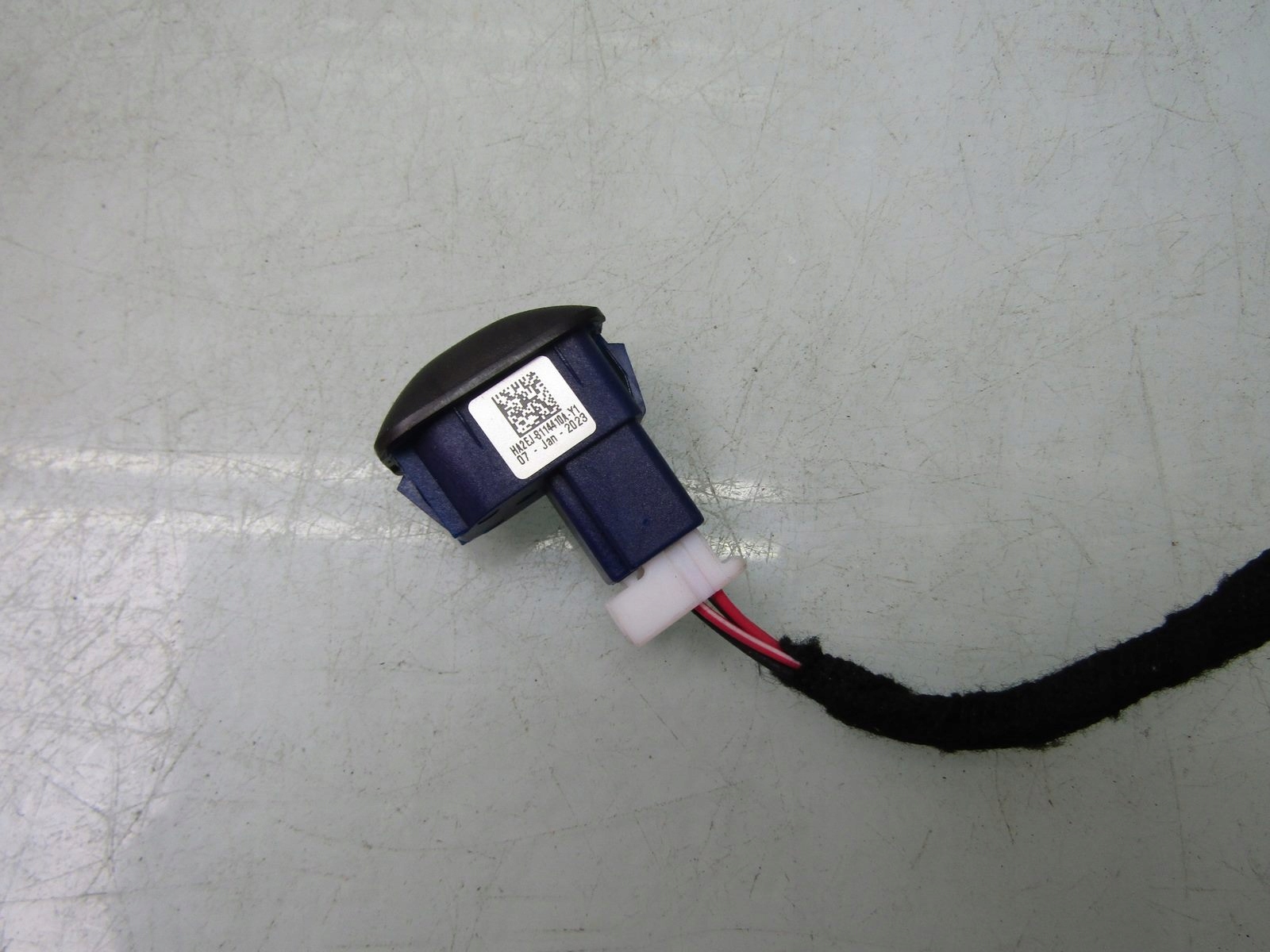 BYD ATTO 3 25R Sonnensensor in Mittelkonsole HA2EJ-8114410A-Y1 image 3