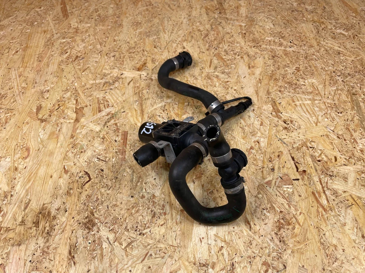 Vesiventtiili BMW 5 F10 F11 8572513