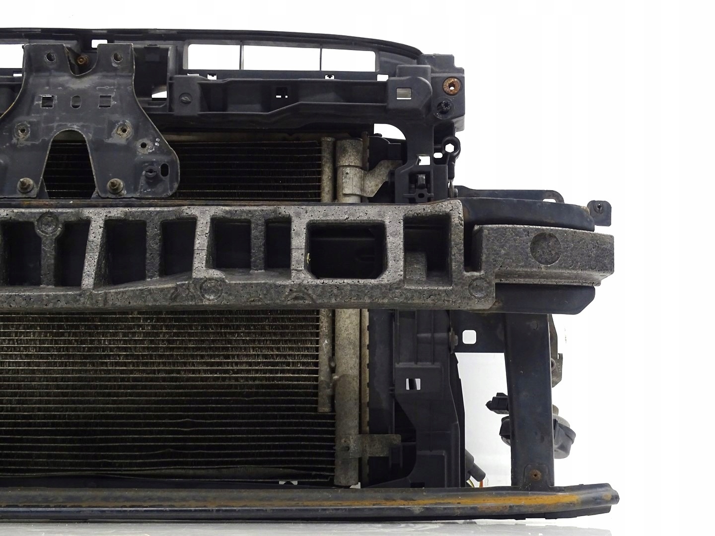 Set voorzijde voorkant radiator balk ventilator VW Passat B8 1.6 2.0 TDI image 5