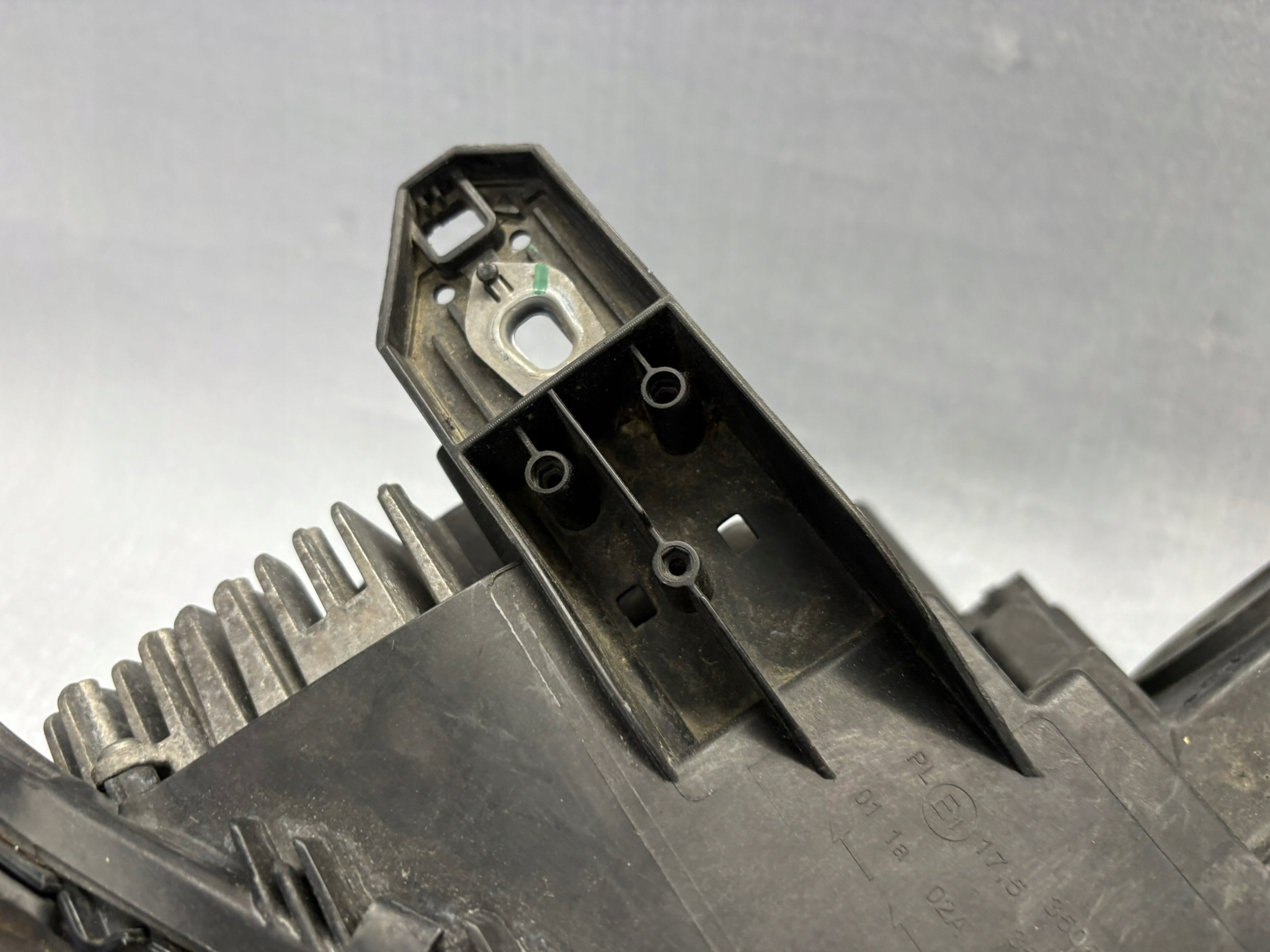 Farol direito dianteiro Mercedes GLA W 156 Bi-xenon image 3