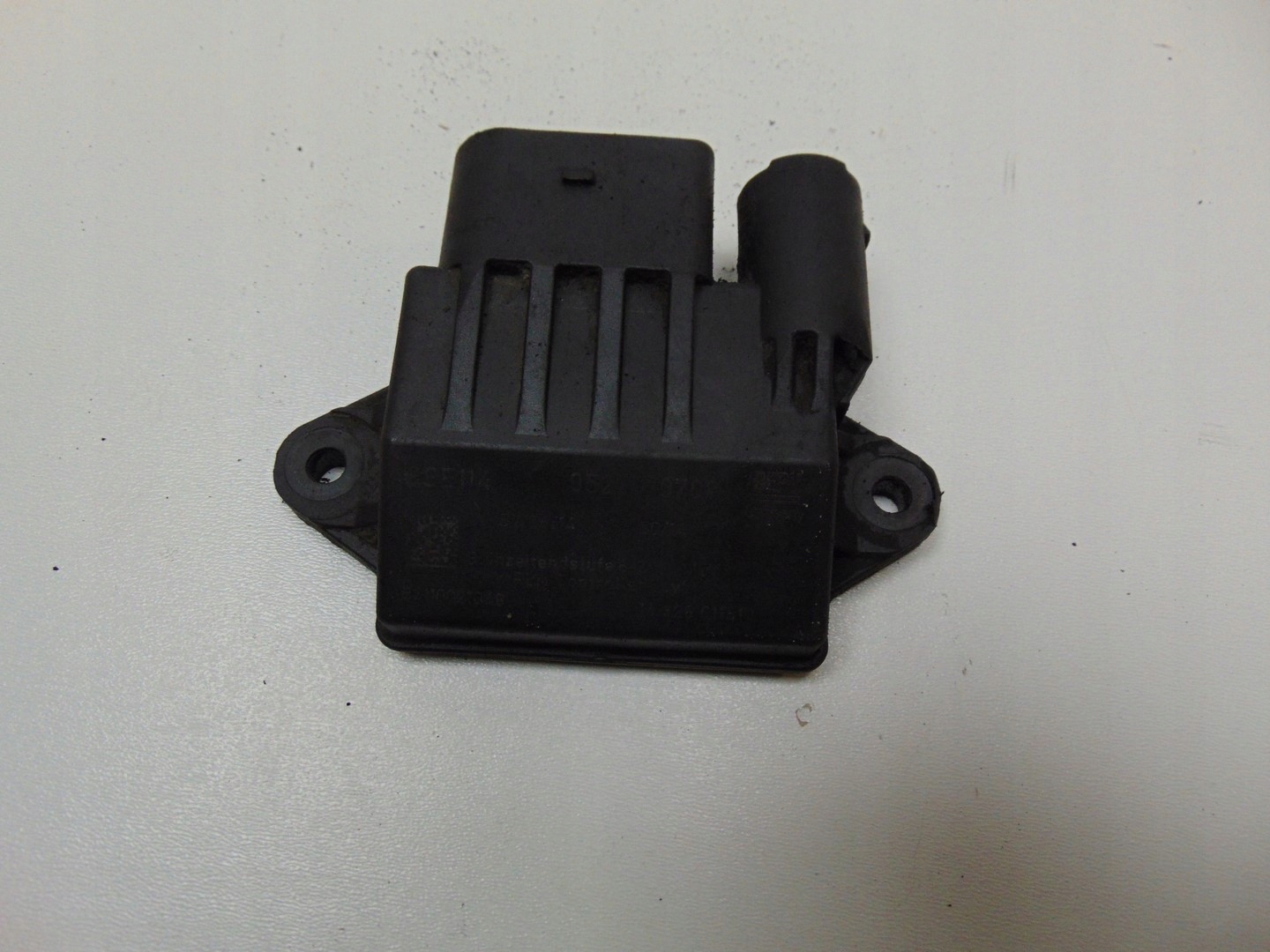 Vela de pré-aquecimento OEM E2110021048 Mercedes-Benz image 6