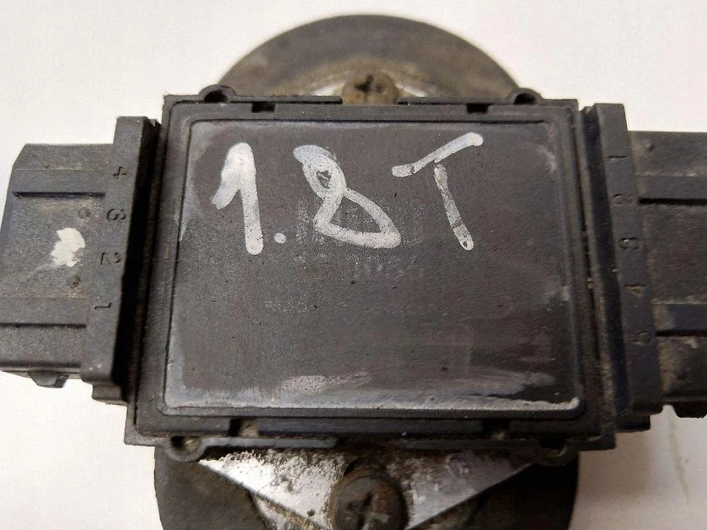 Módulo de encendido OEM 138055 para Audi A8 D2 image 3