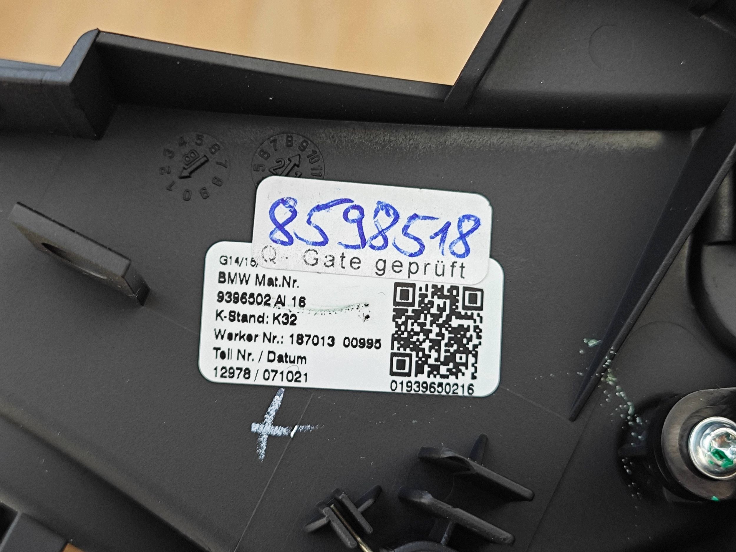 Chargeur Sans Fil BMW OEM 9396502 pour M8 & Série 8 image 6