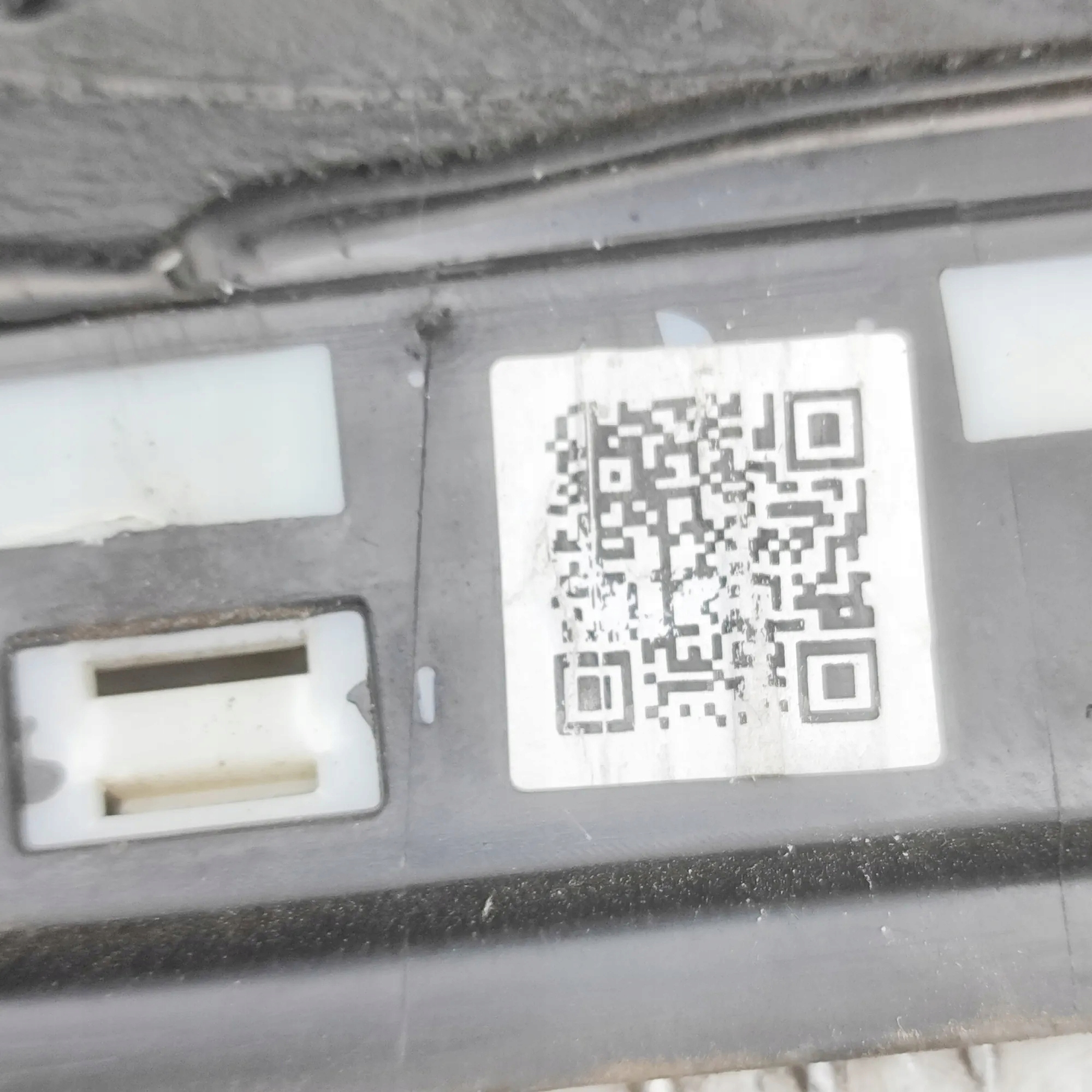 FK7229600BH Rechte hintere Karosserie-Scheibe Land Rover Discovery Sport image 8