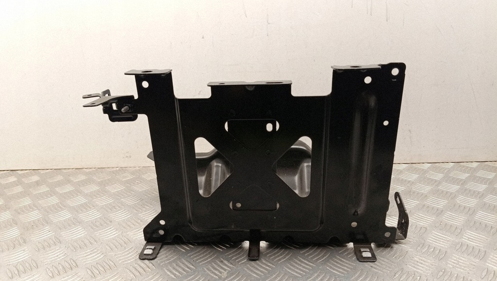 Skoda Enyaq IV 2025 Latausmoduulin Kiinnike OEM 1EA971796H