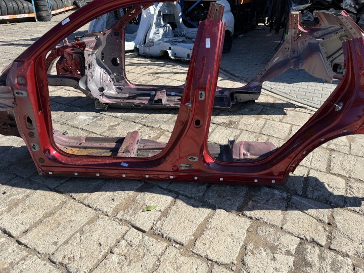 Left Sill Long Cut Honda ZR-V ZRV 23- R569M