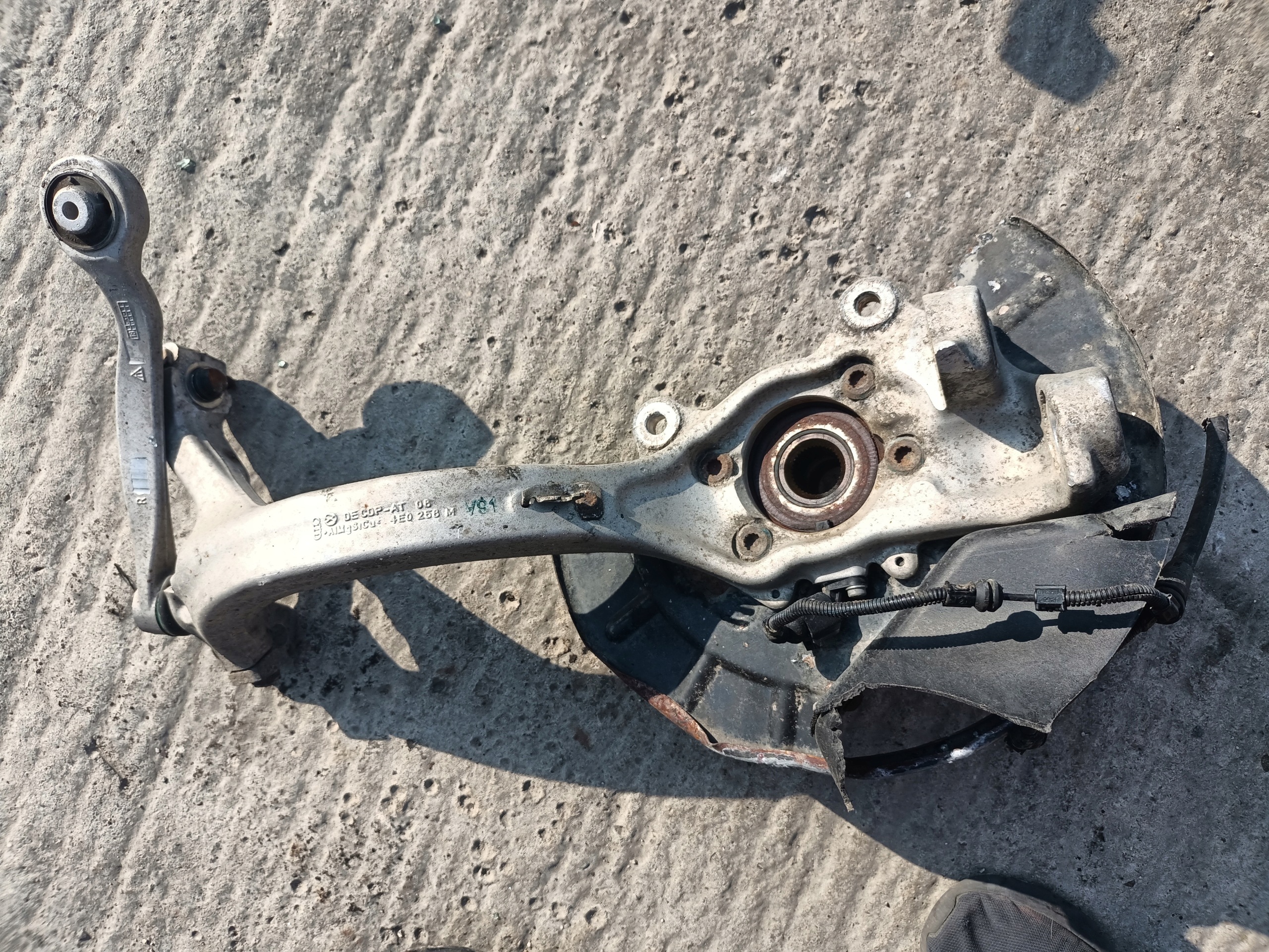 Braço de Suspensão Dianteiro Direito Audi A8 S8 D3 5.2 V10 4E0258M image 2