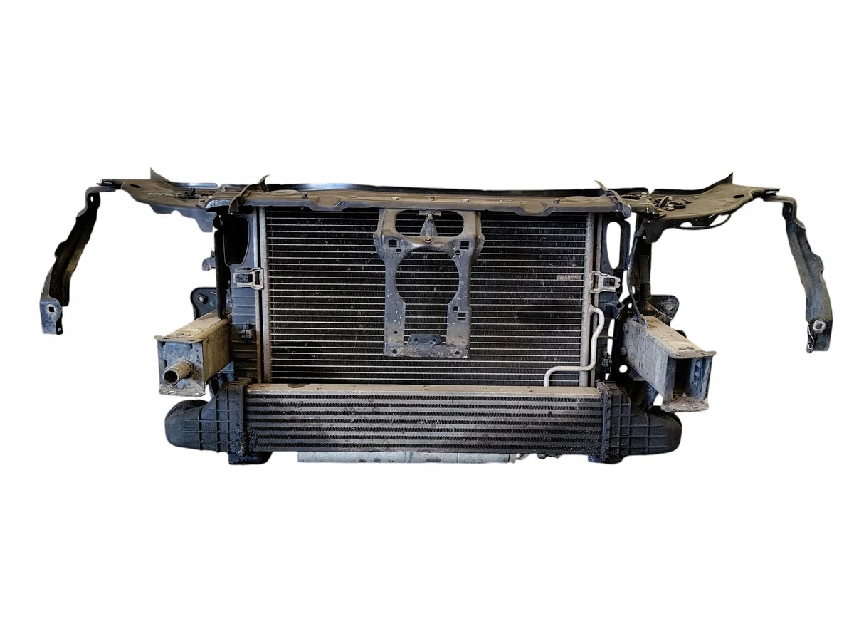Support radiateur Mercedes W212 2.2 CDI