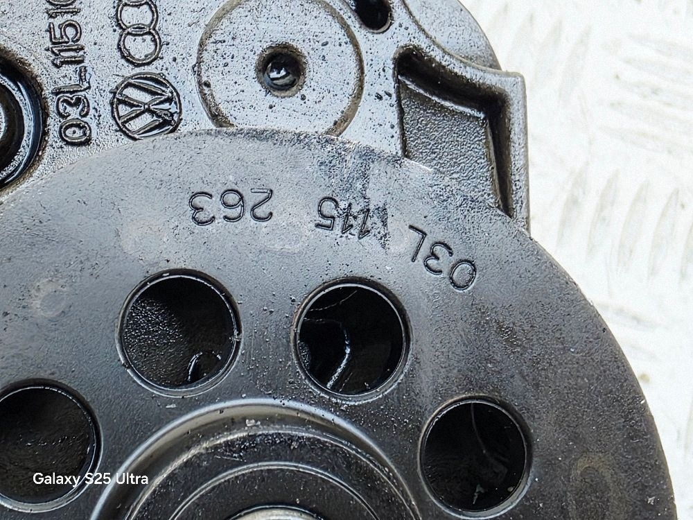 Bomba de aceite OEM 03L115263 para 1.6 TDI CAY 12r image 4