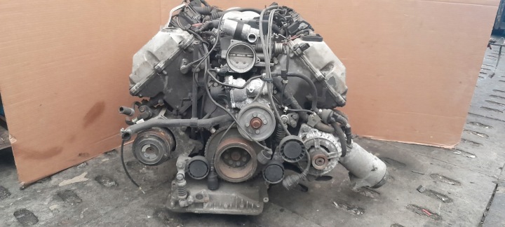 Motor BMW E31 E38 M60B40 V8 para regenerar / peças Gdansk
