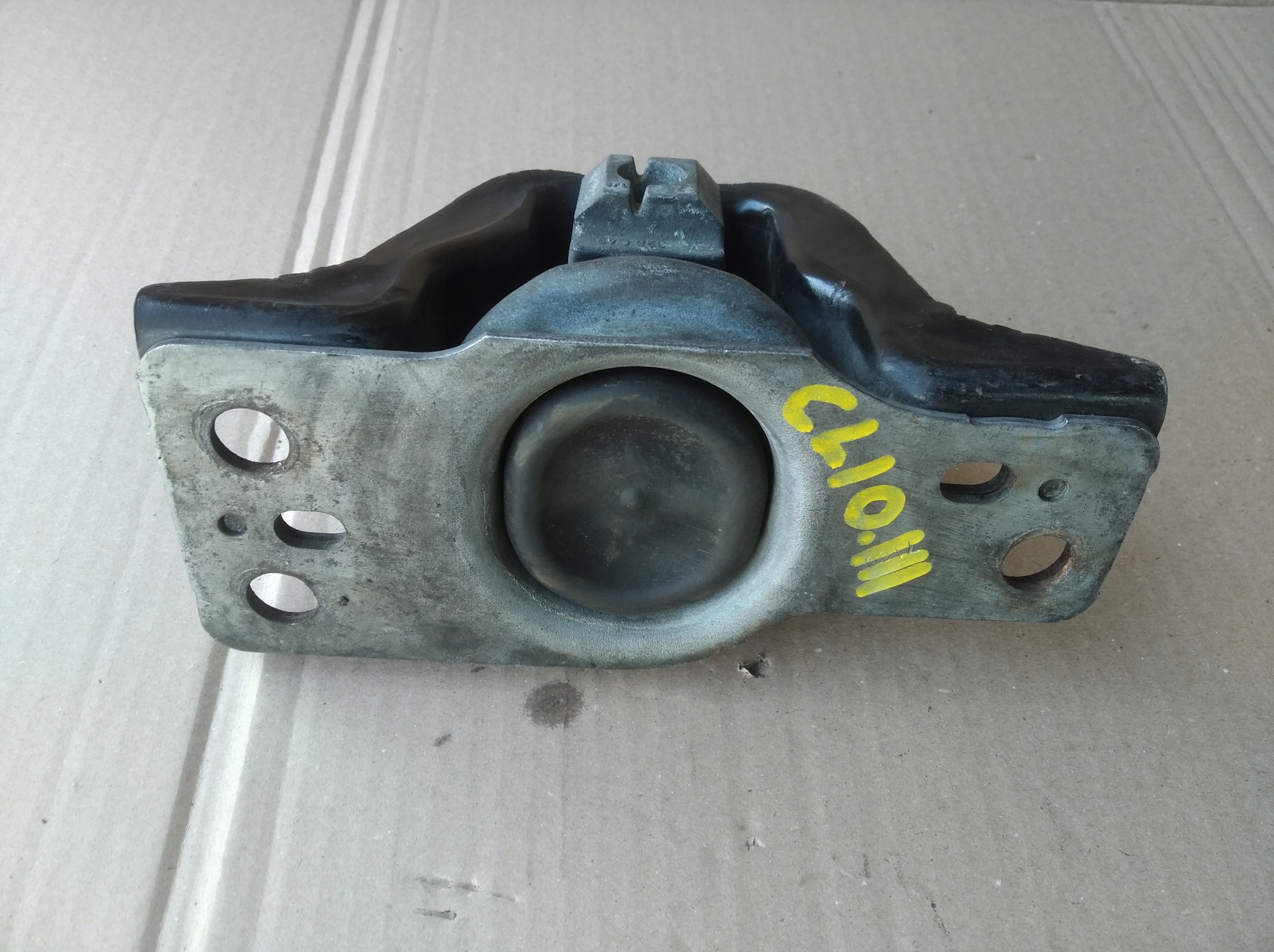 Moottorin alusta Renault Clio III 1,5 dCi 8200281186 image 4
