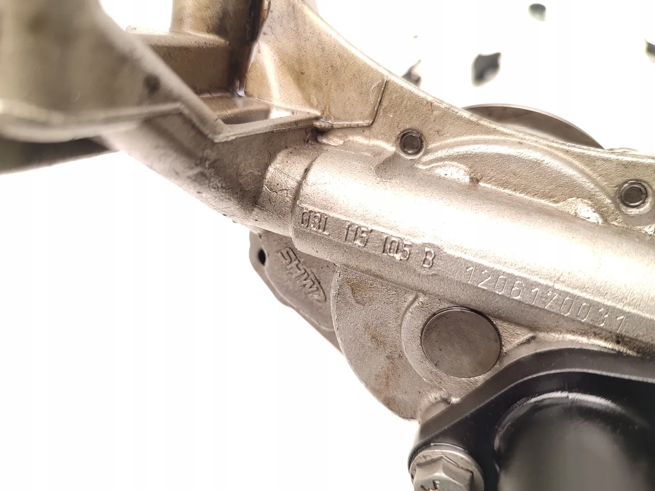 Pompe à huile d'occasion OEM 03L115105B VW/Audi 2.0 TDI image 7