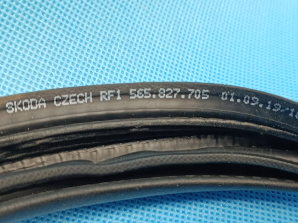 Joint de hayon Skoda Kodiaq 565827705 image 9
