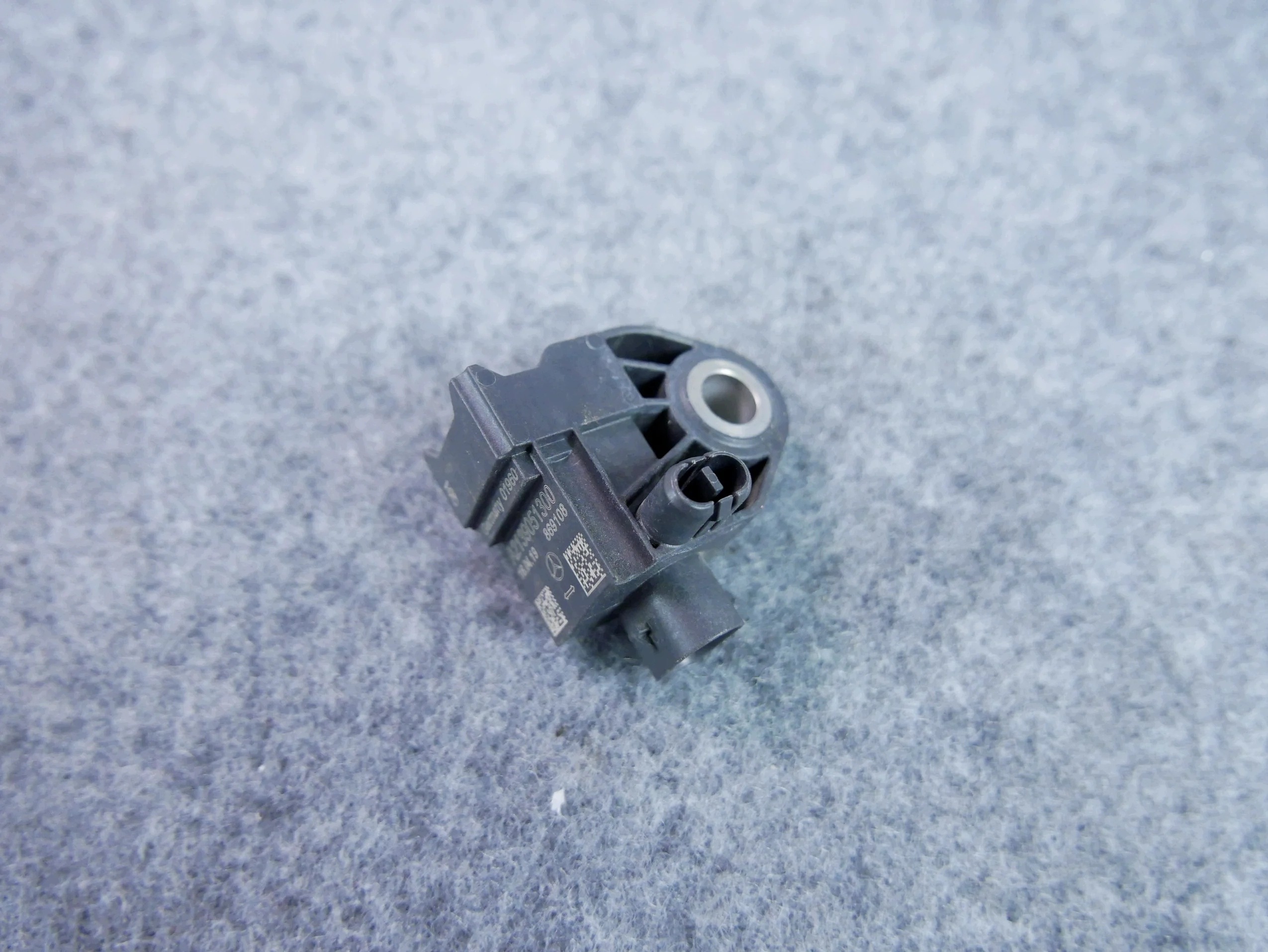 Aufprallsensor Mercedes W222 OEM A2139051300