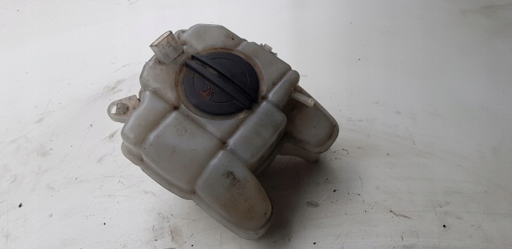 ASO VW paisuntasäiliö 3Q0121407D