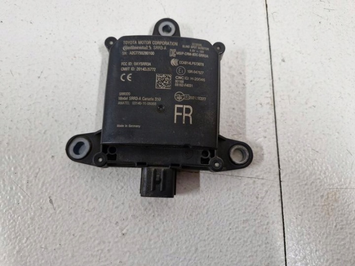 Toyota C-HR CHR tutka-anturi kuolleen kulman moduuli 88162-F4031