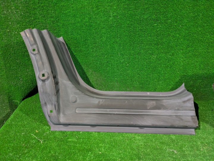 Oikea kynnyspilarin Mazda CX60 NR.020