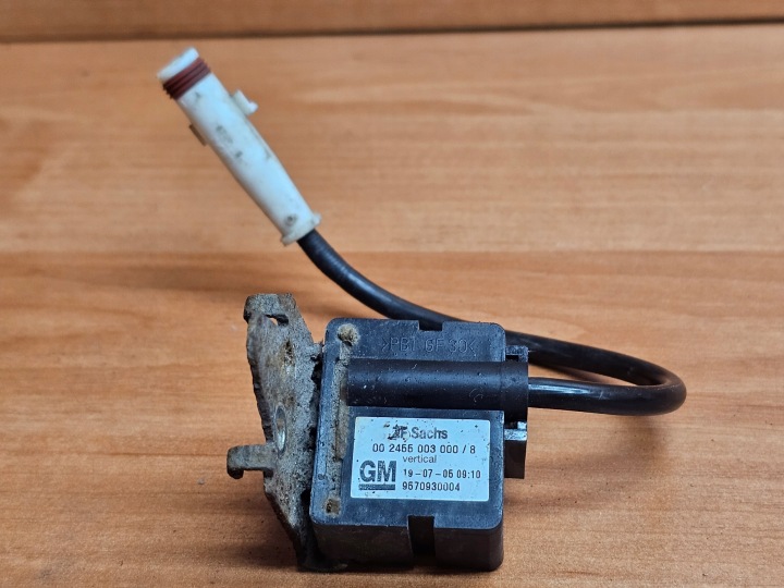Sensor de Suspensão IDS Opel Zafira B 13104286 NR1809