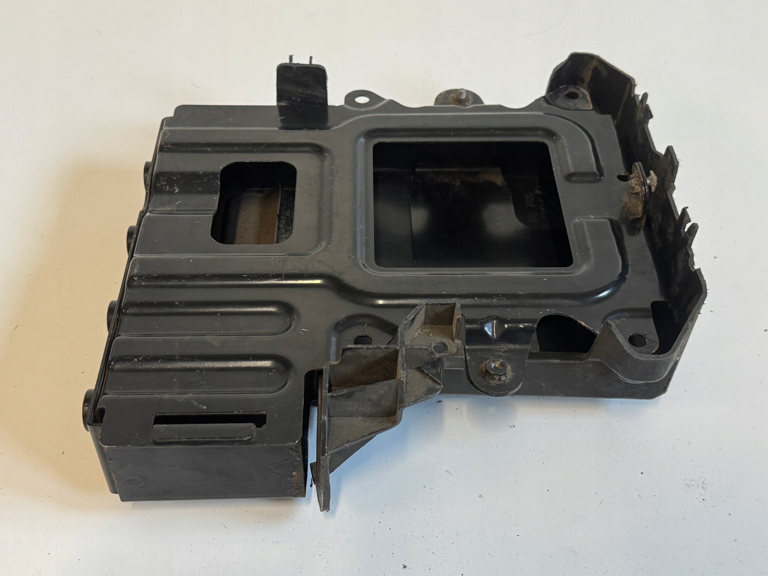 Soporte de computadora del motor Mazda 3 BK 2003-2009 image 6