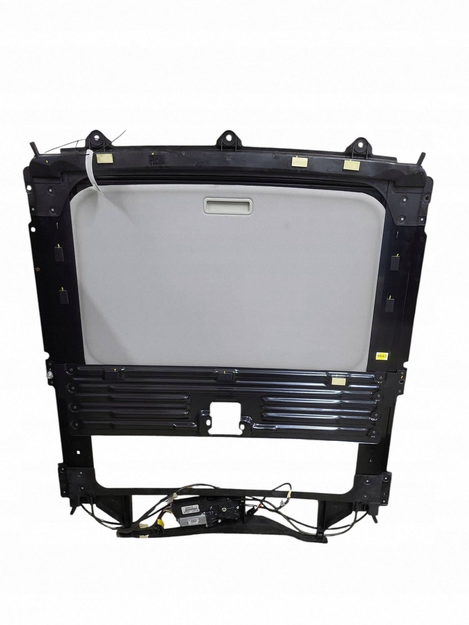 Opel Antara 2013 Kattoluukku Kokonaisuus OEM JUT235918