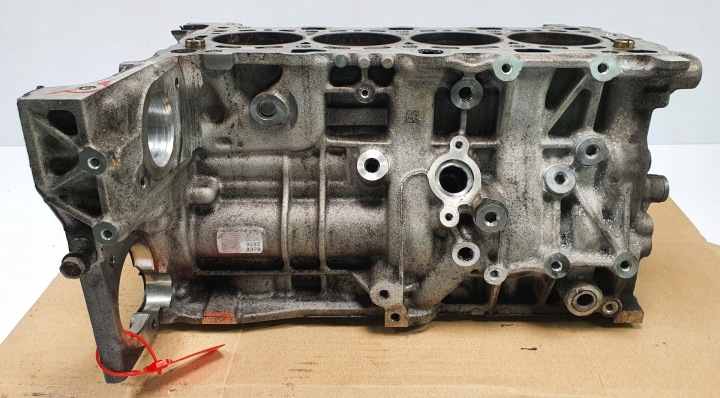 Engine Block Astra K Zafira Insignia Mokka 1.6 CDTI B16DTH