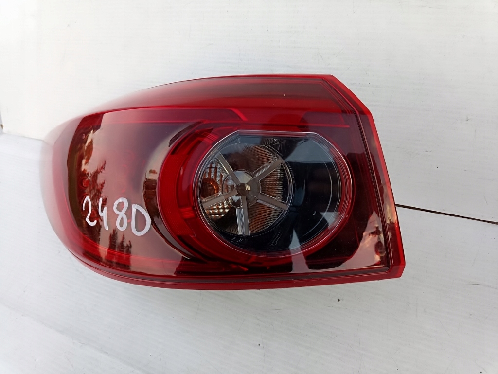 MAZDA 3 III BM 13-18 SEDAN FEU ARRIÈRE LED GAUCHE B53W 51150 image 3