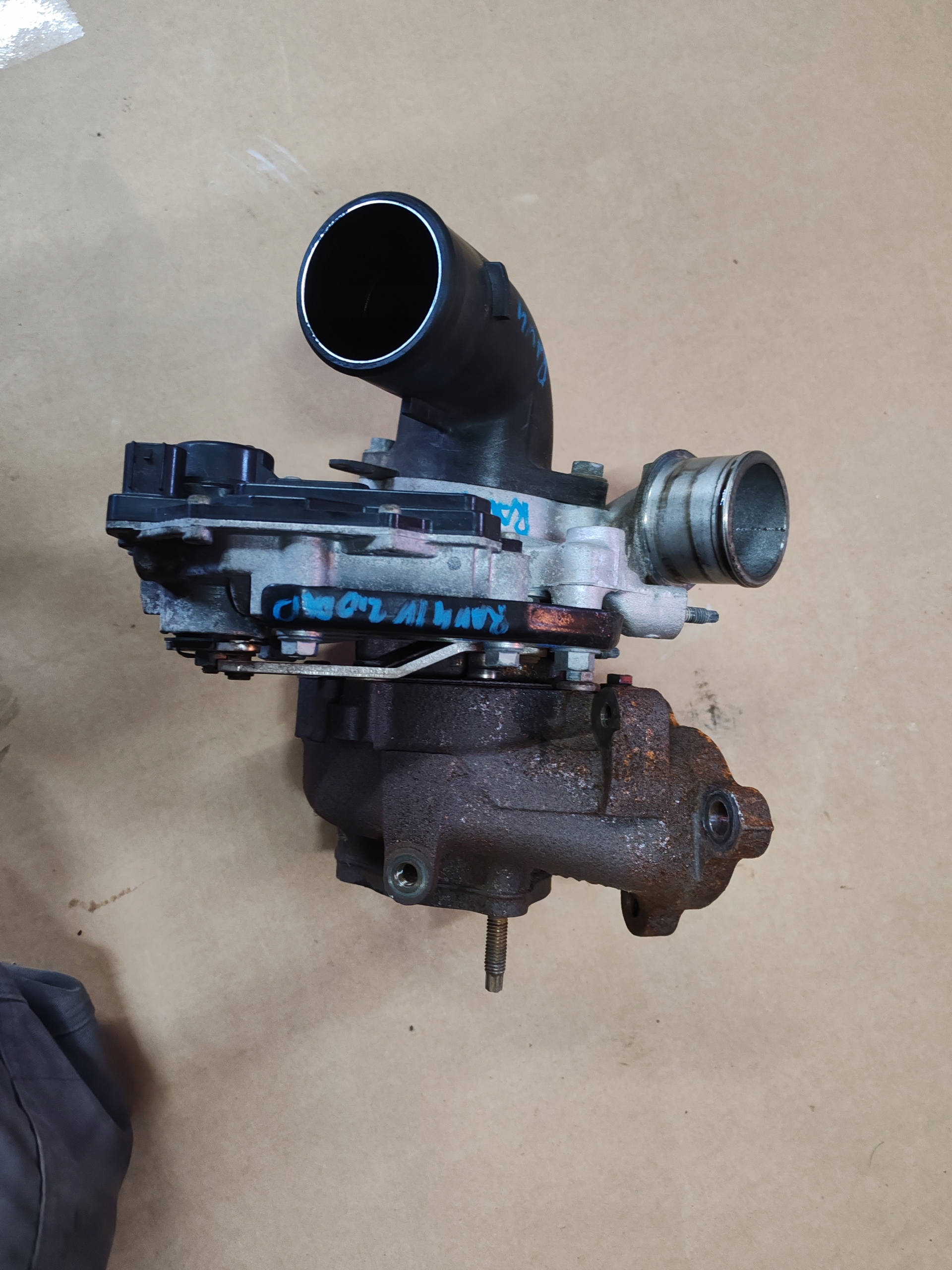 Turbina turbo 17201-0v020 2.0 D4D Toyota RAV-4 IV 12-15 image 2