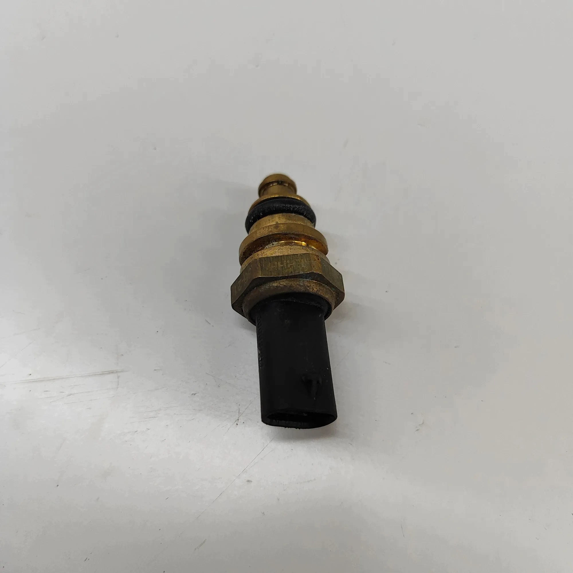 OEM 30668661 Wassertemperatursensor für Volvo image 3
