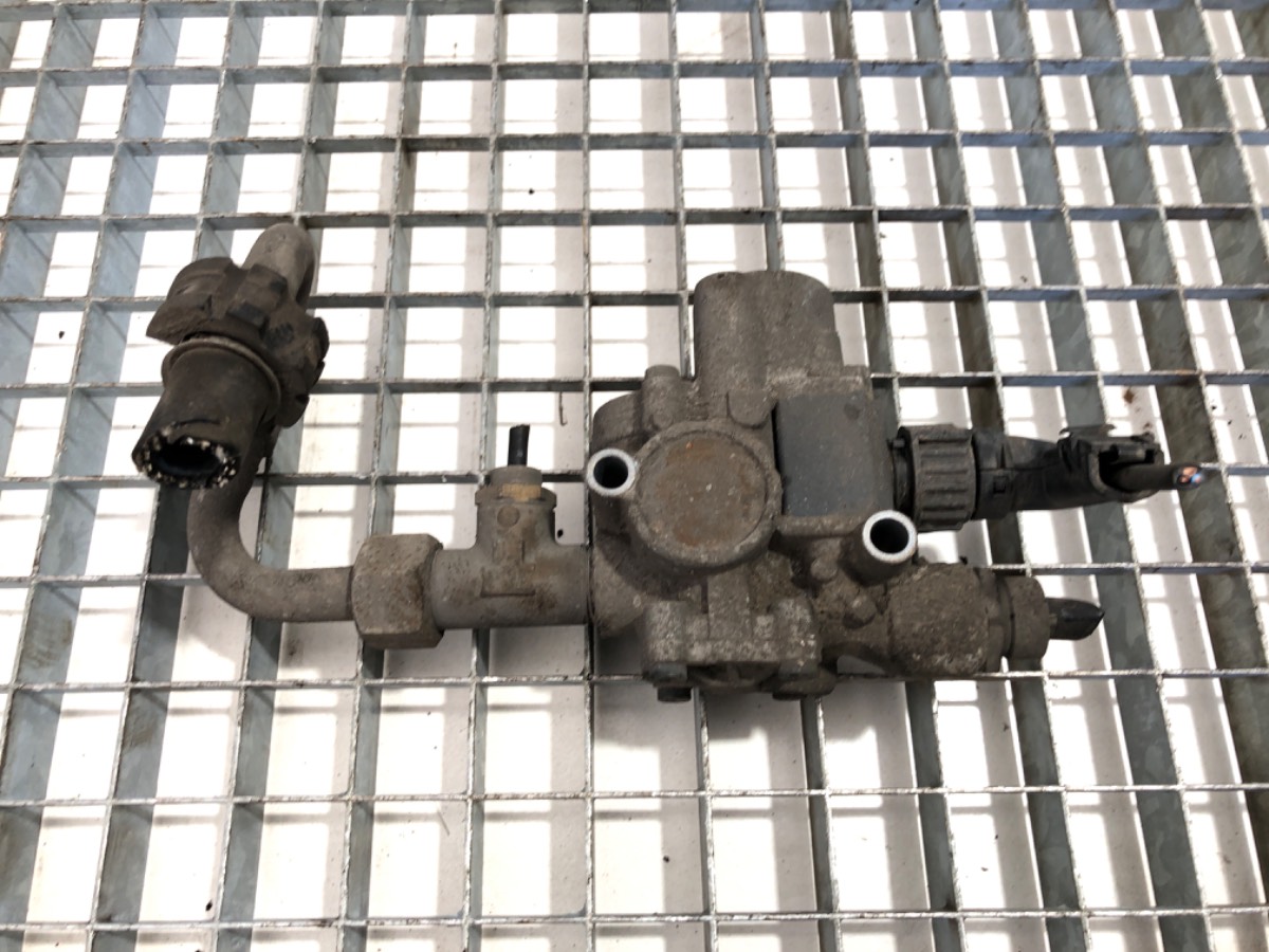Soupape ABS OEM 1453761 - Pièce Scania d'occasion