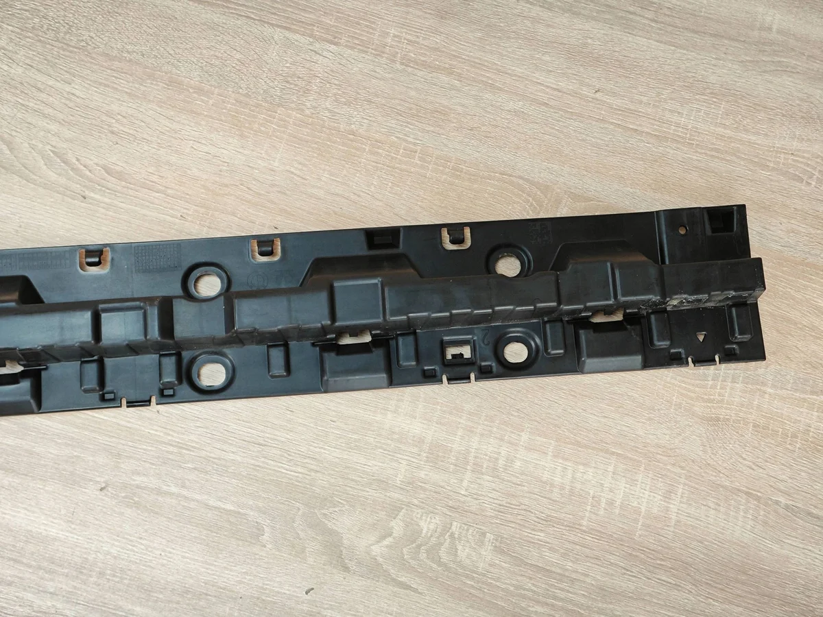 BMW X6 G06 LCI Support de bas de caisse Gauche image 4