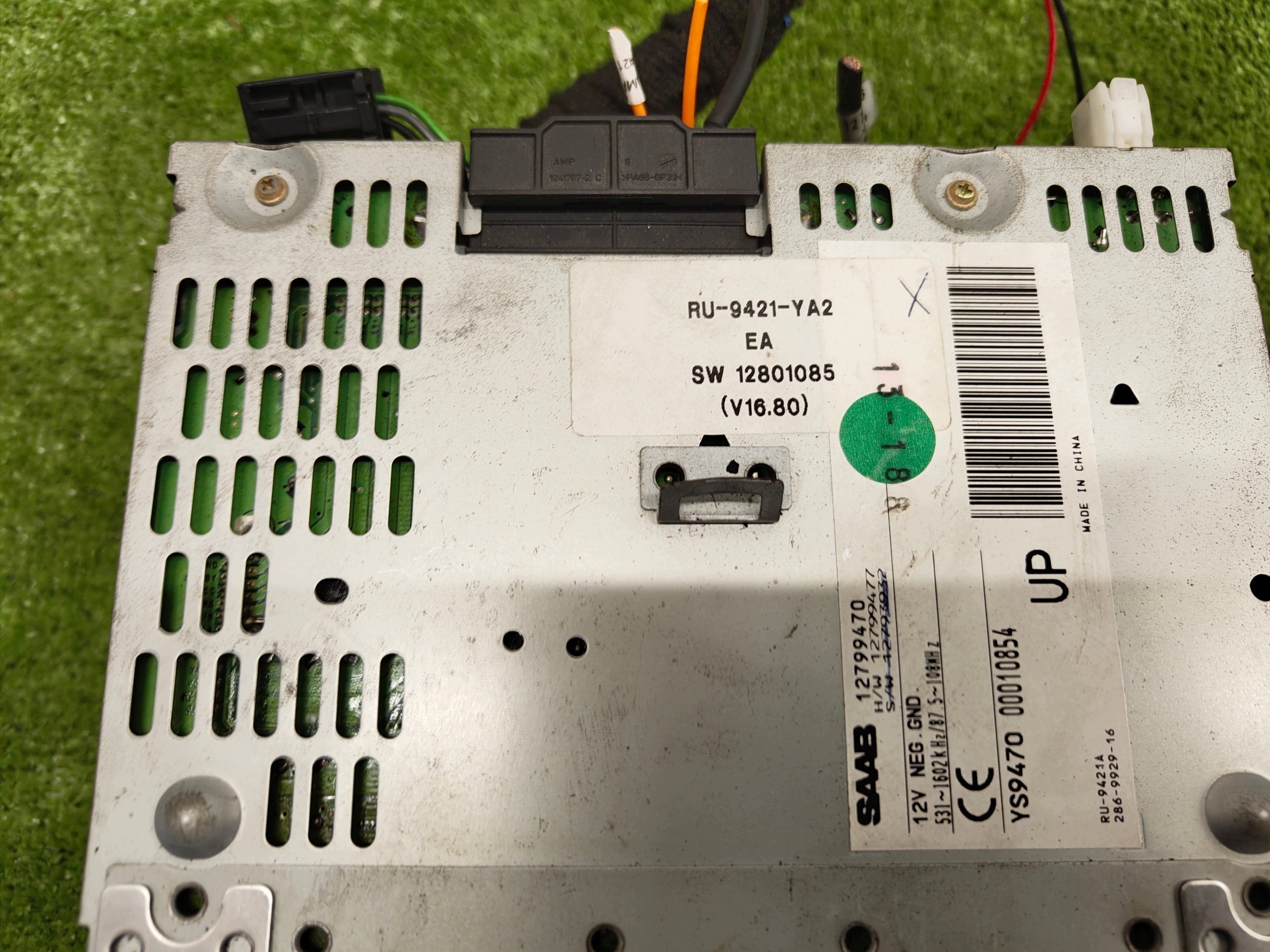 Saab 9-3 CD/DVD-vaihtaja OEM 12799470 - Käytetty