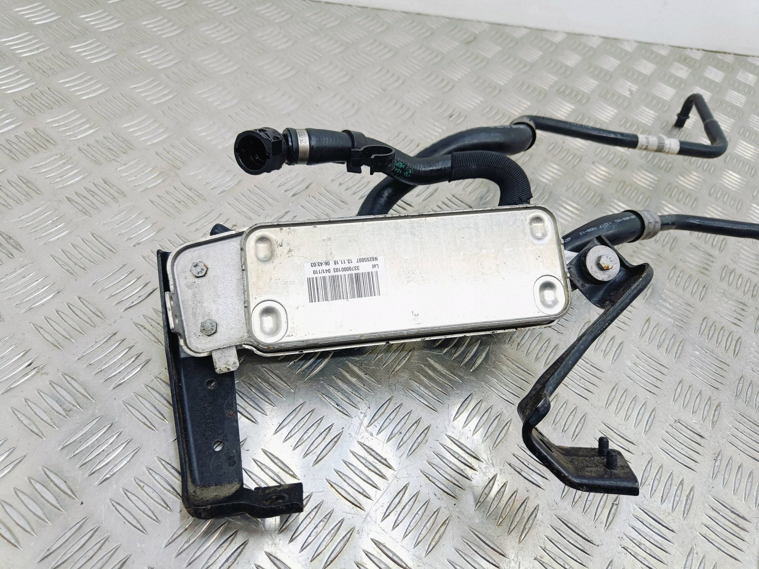 Arrefecedor óleo caixa BMW OE 17227638678 Usado image 6