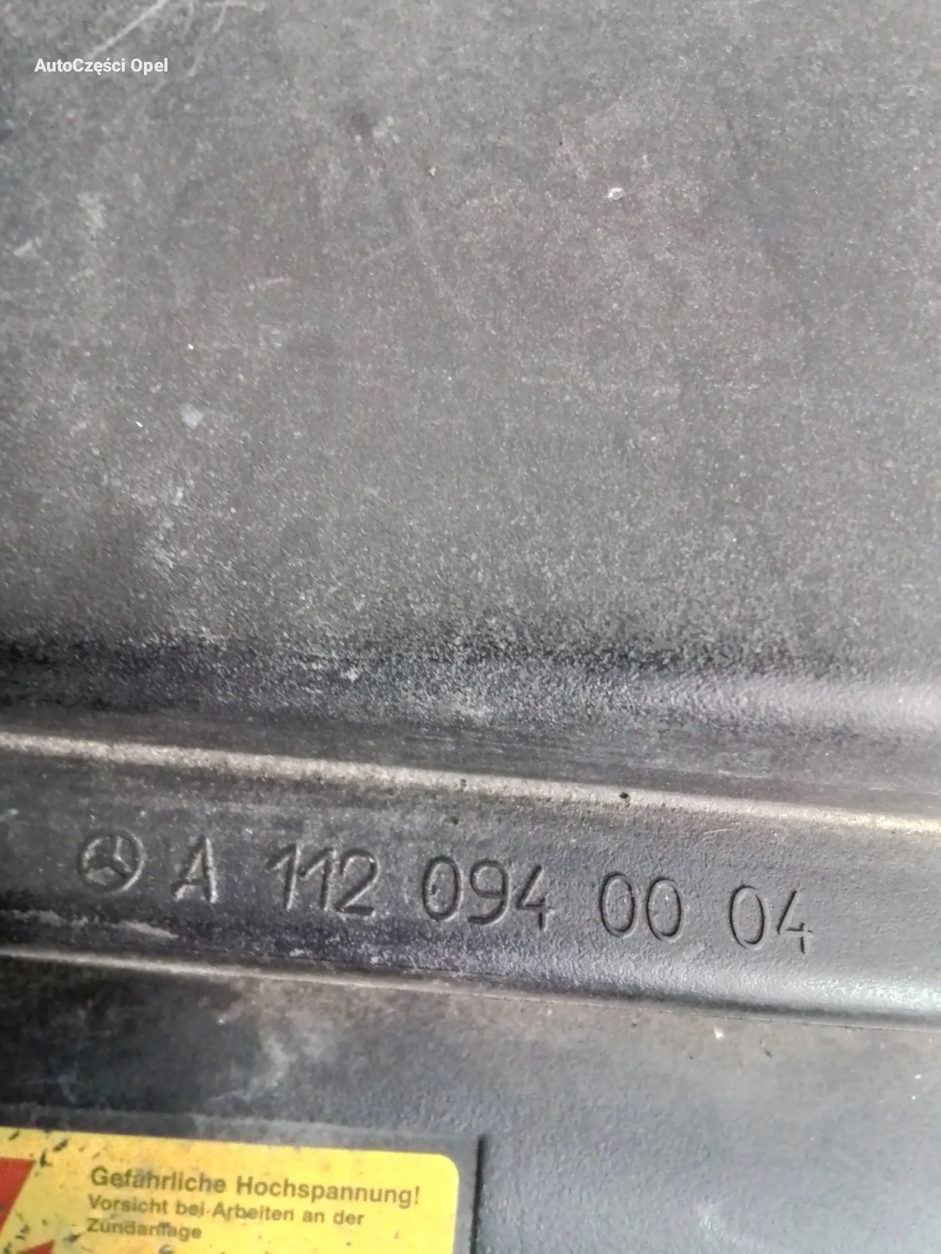 Filtro de aire Mercedes-Benz OEM A1120940004 Usado image 9