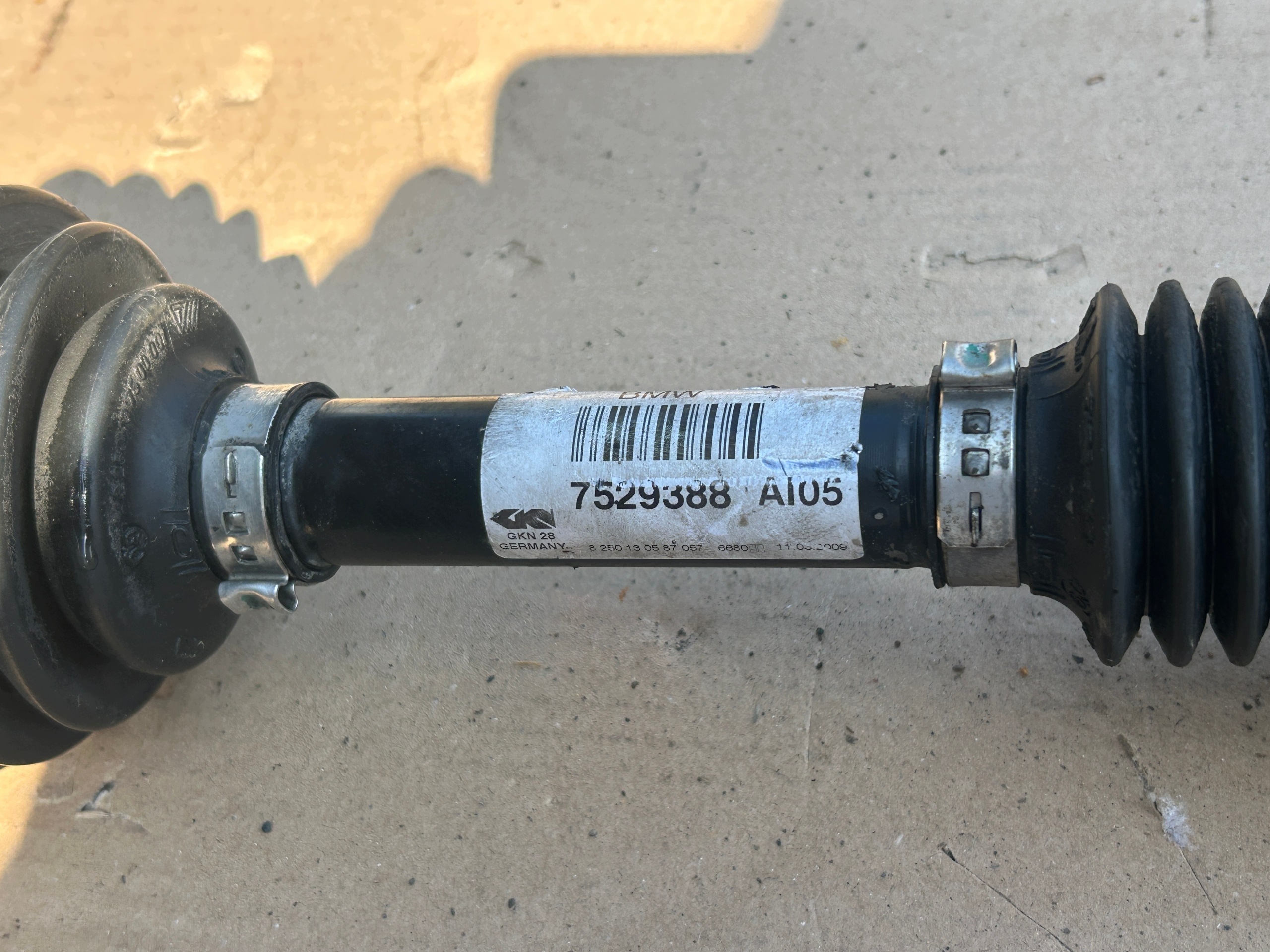 Arbre de transmission avant gauche BMW E90 E91 E92 E93 7529388 image 4