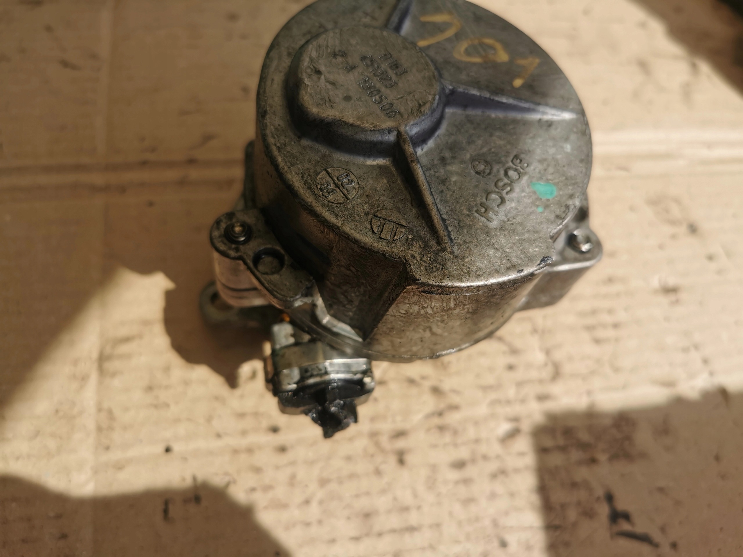 Bomba de vacío Renault Movano 2.3 DCi OEM 146505758R image 4