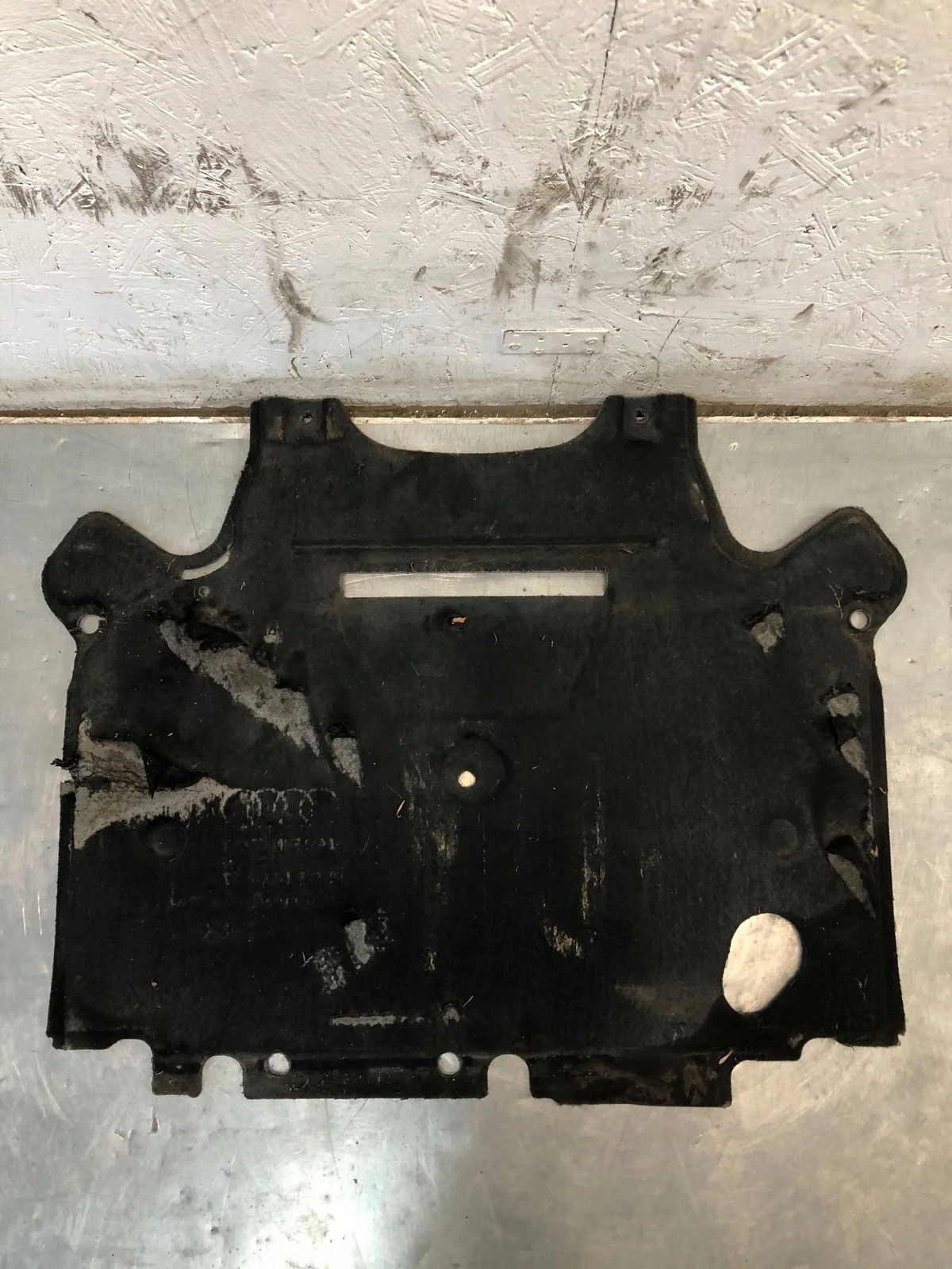 Audi 8K2863822Q Gearbox Cover Used