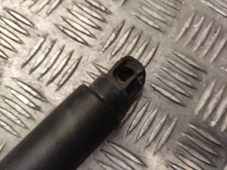Atuador do porta-malas esquerdo VOLVO S90 2019 image 4