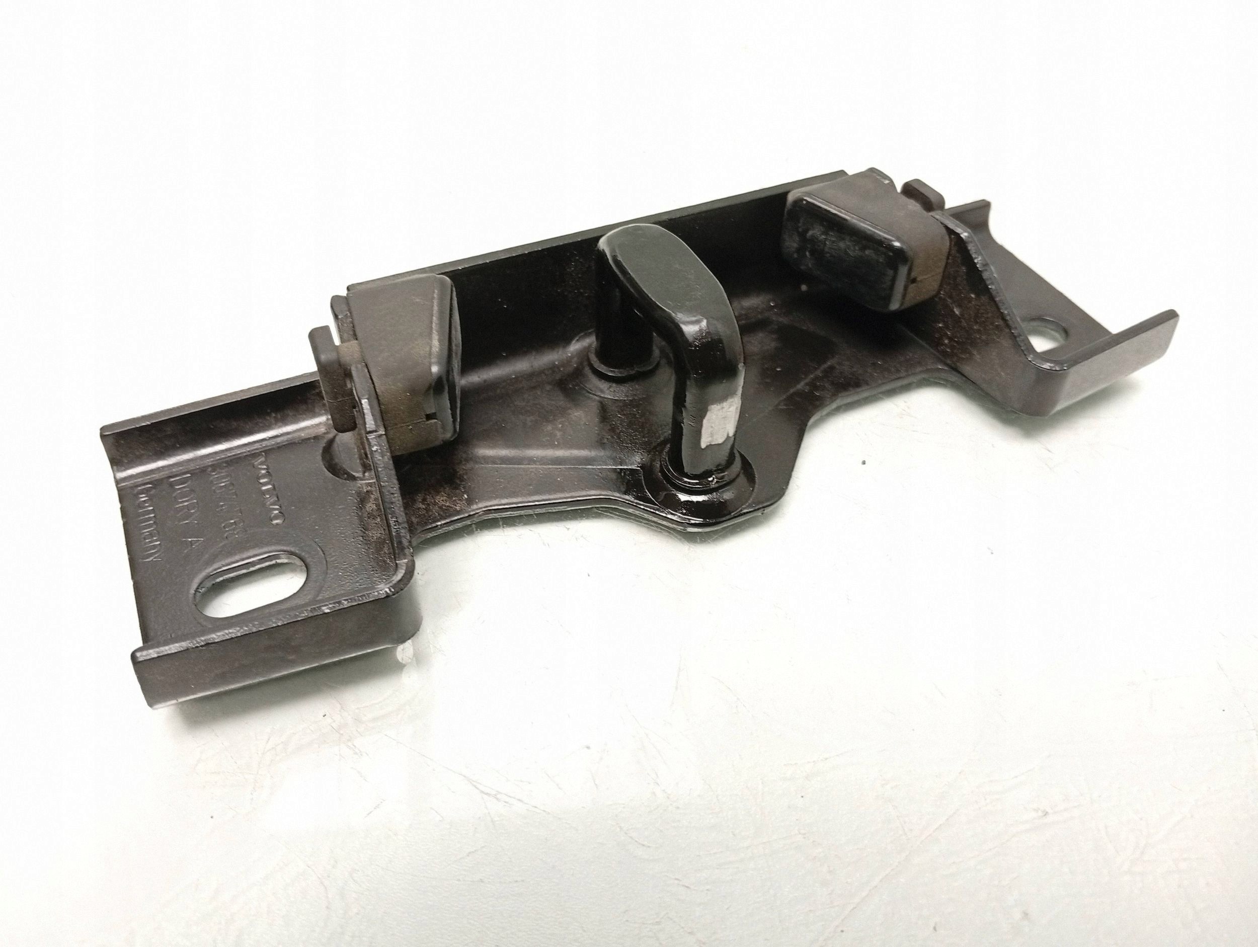 Cerrojo de maletero Volvo XC90 OEM 30674768 image 2