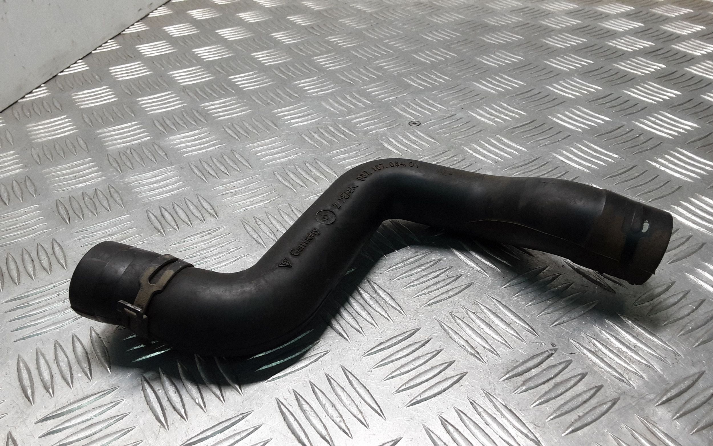 Conduto de óleo Porsche OEM 98710706401 Cayman 987 image 2