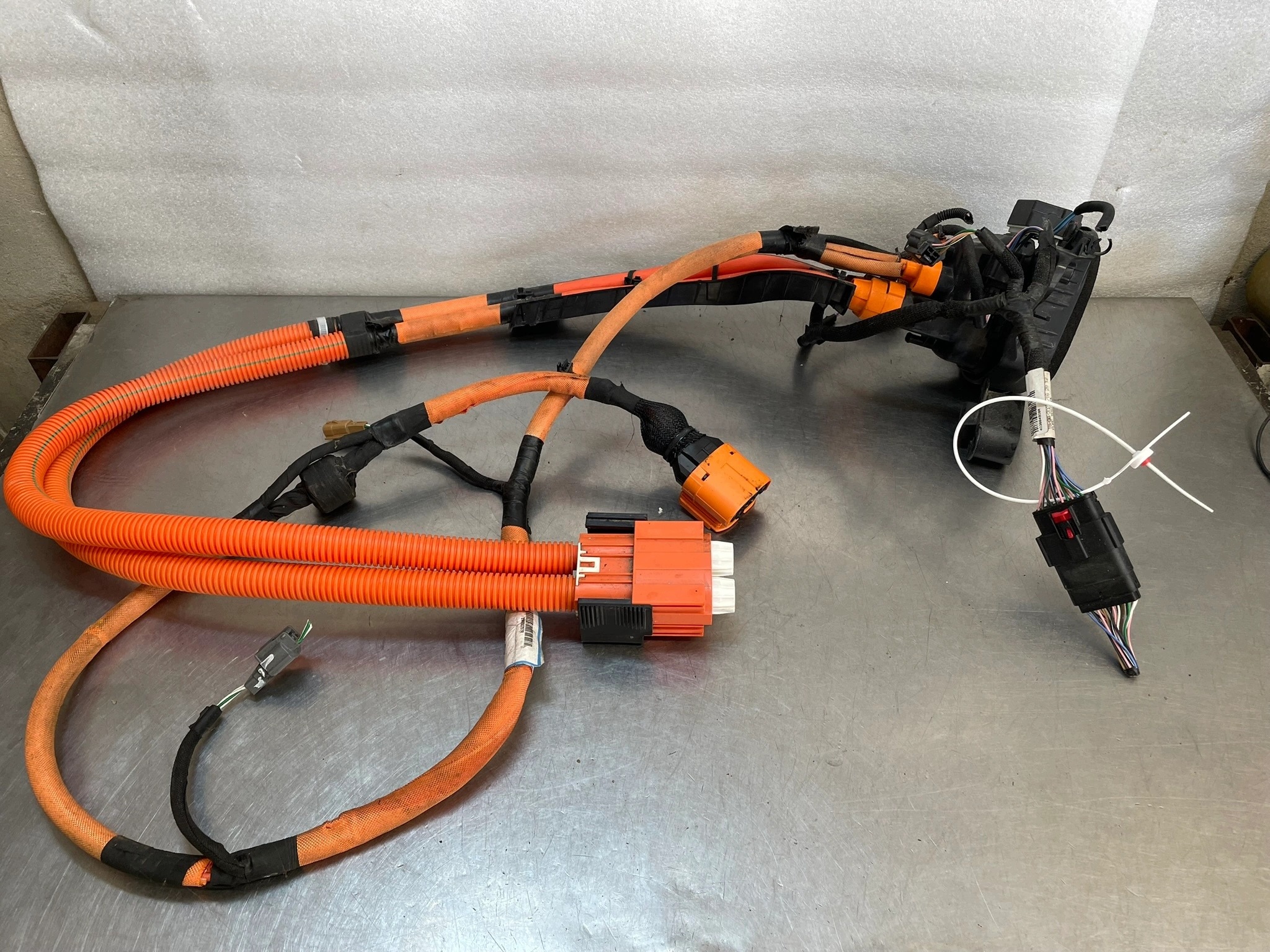 Ladebuchse OEM 296950757R für Renault Megane V image 2