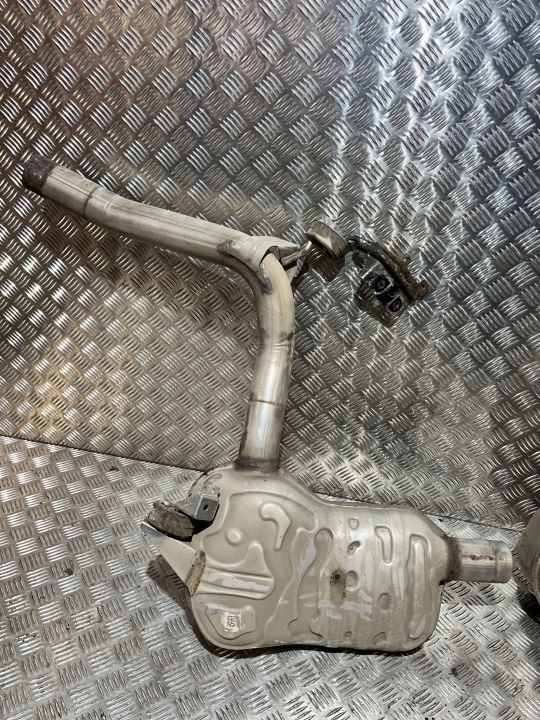 Pakoputken keskiääni Audi A4 B9 15- 2.0 TFSI 8W5253409