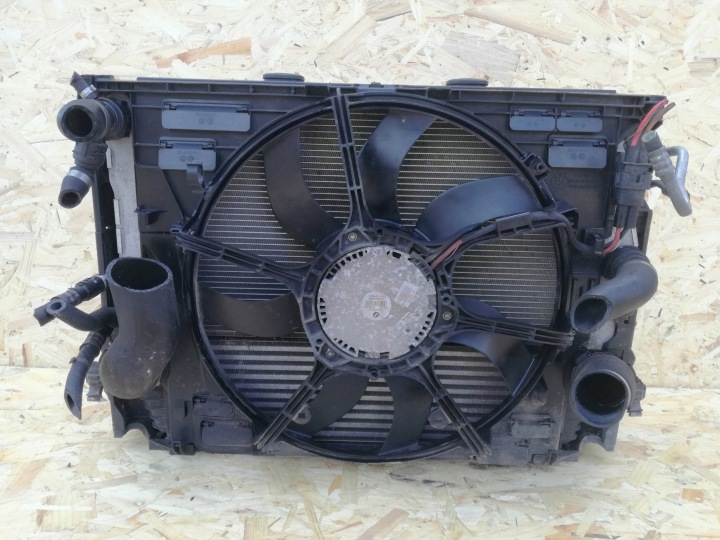 Bmw 7 F01 F02 08/16 Kühler Lüfter komplett 3.0 Diesel
