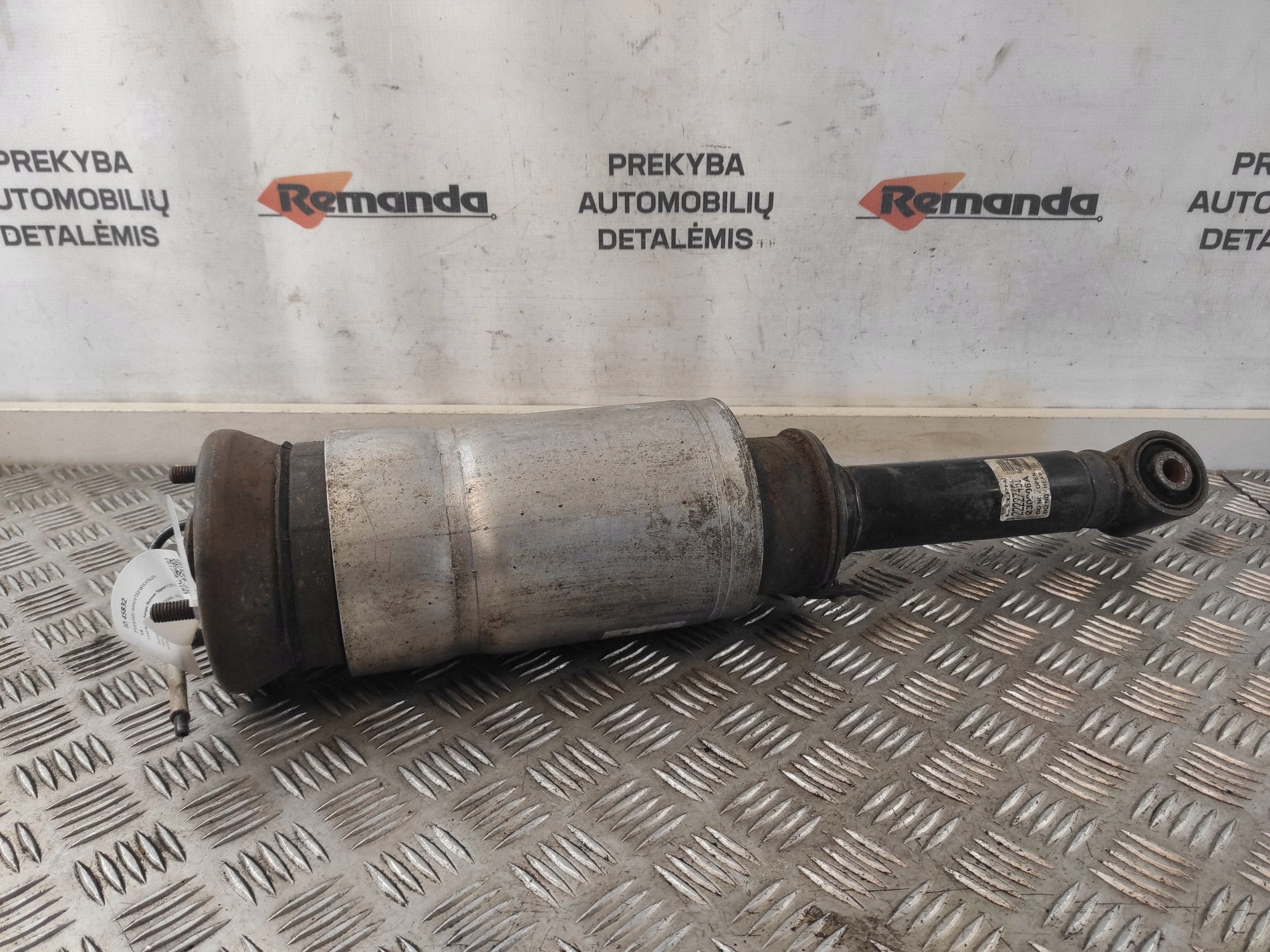 Peça Land Rover OEM 22241483 usada - Range Rover Sport image 2