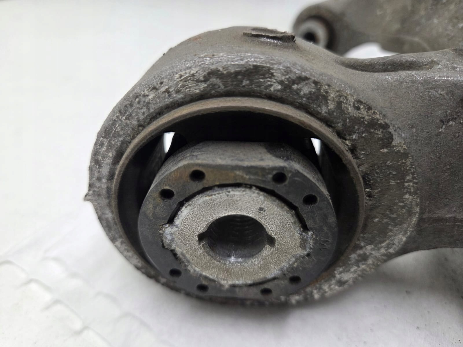 Ford Mondeo Bakre styrarm OEM 5K651 2014-2024 image 3