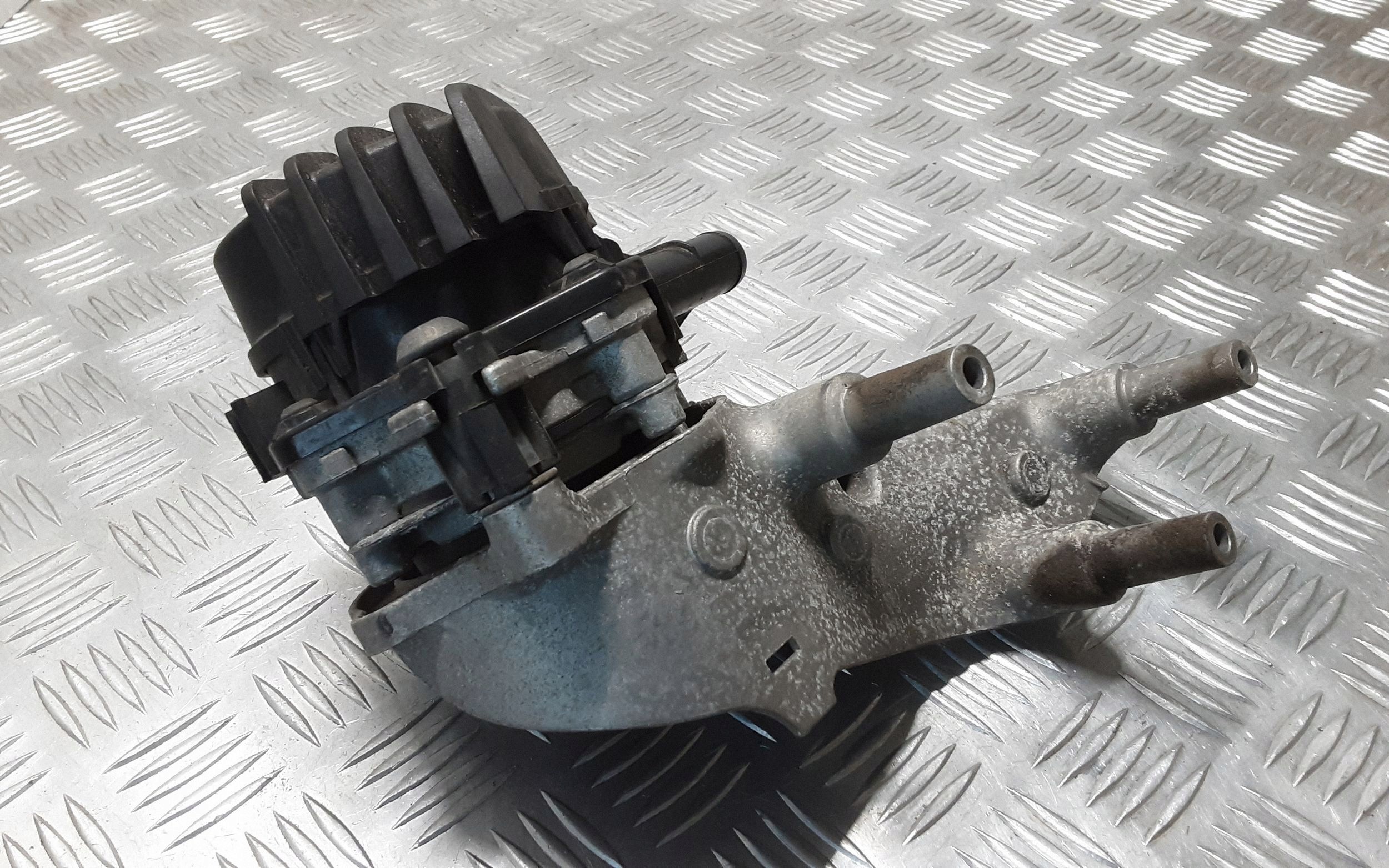 Tensor de correia Porsche Cayenne OEM 7L5131081 image 4