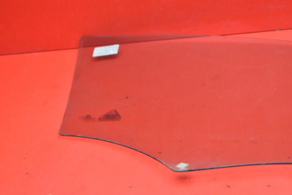 Sidofönster vänster fram Hyundai i30 image 7