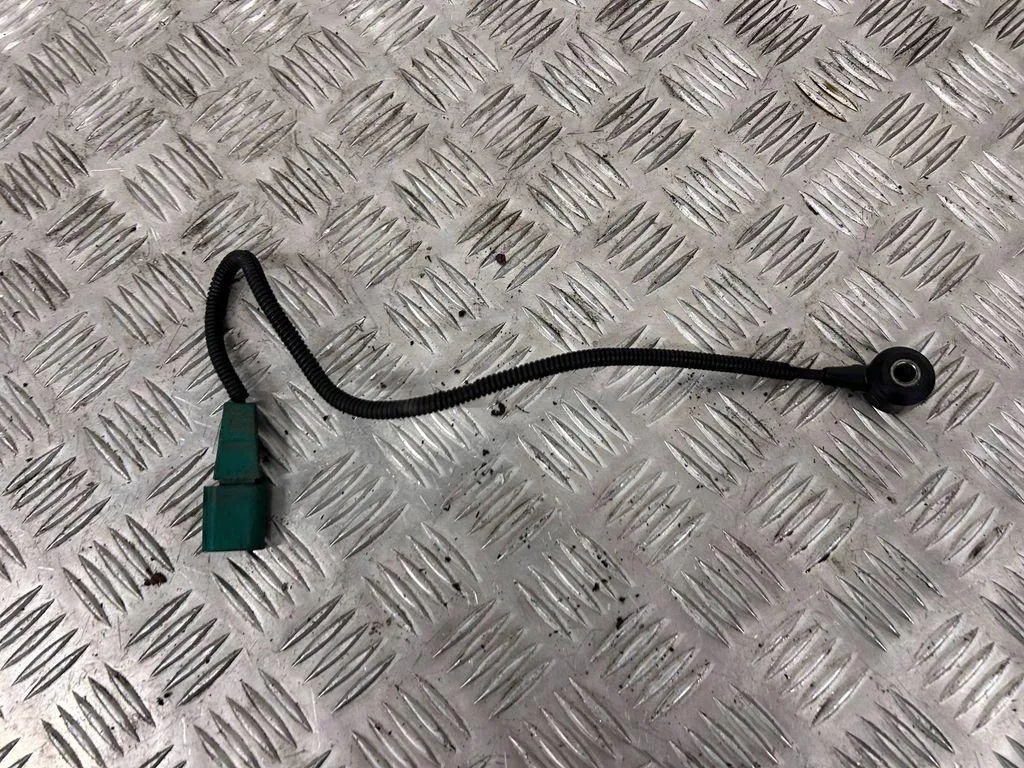 Sensor de batida Audi OEM 06E905377A 2.0 TFSI image 2