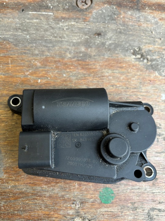 Exhaust Throttle Chevrolet Corvette C8 84896570