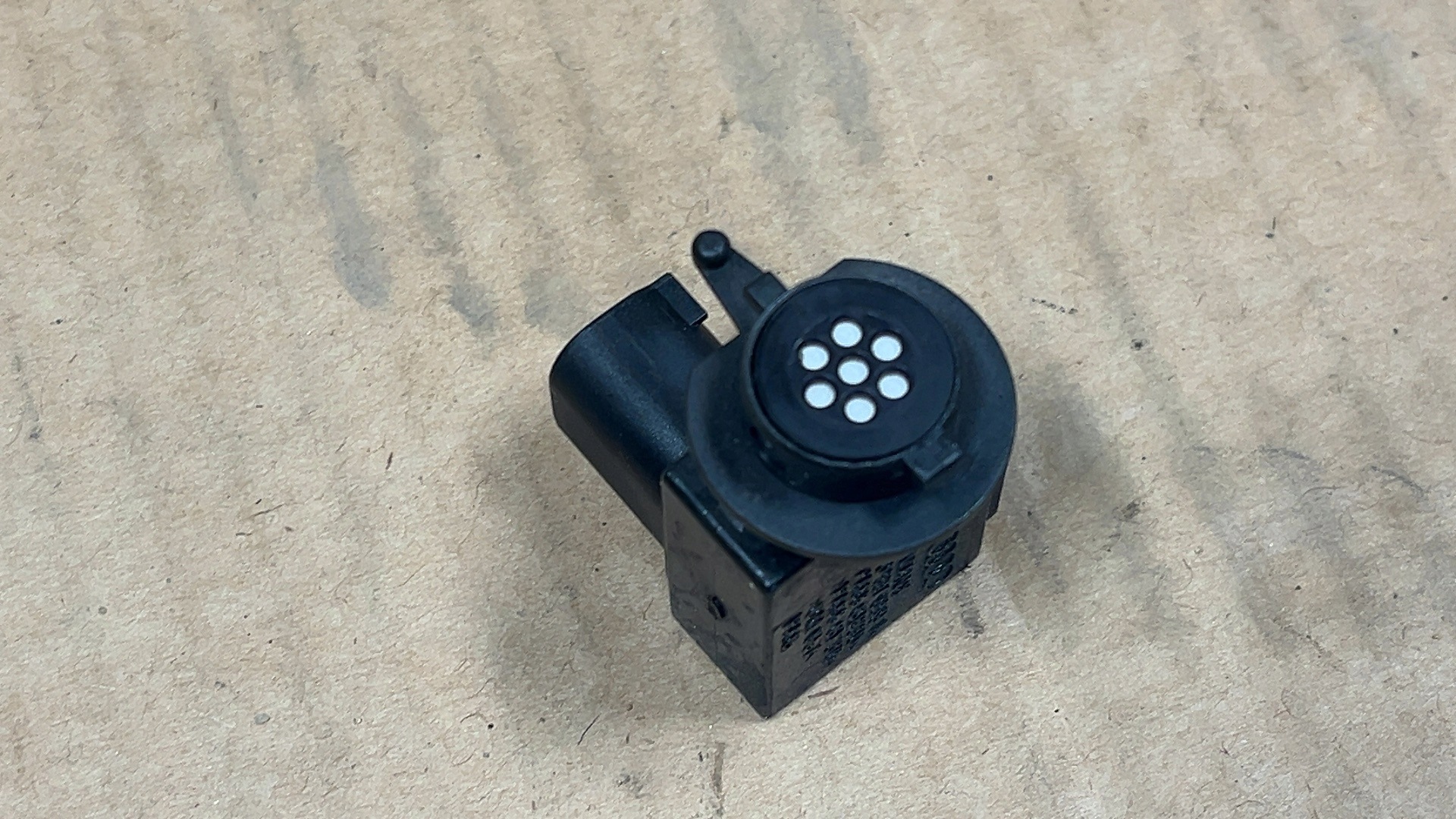 Ilmanlaatusensori OEM 4B0907659A Audi A6 Avantille